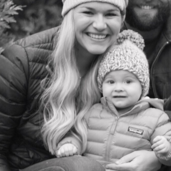 Meet your Posher, Claire - Picture 1 of 1